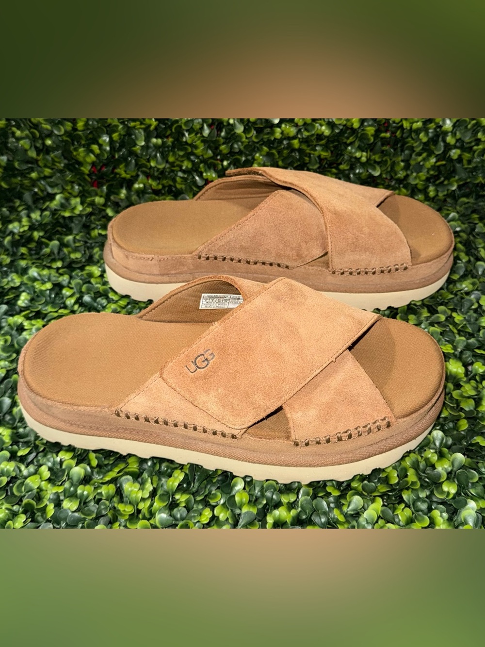 UGG Sunglaze Platform Chestnut Suede Crossover Slide Sandals Woman’s 8 worn once